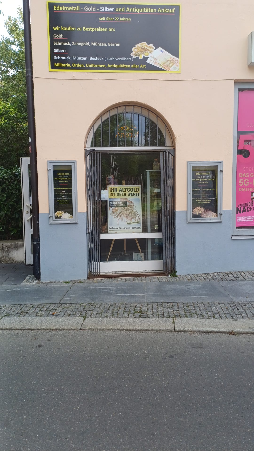 Außenansicht der Goldankauf-Droste-Filiale in Überlingen